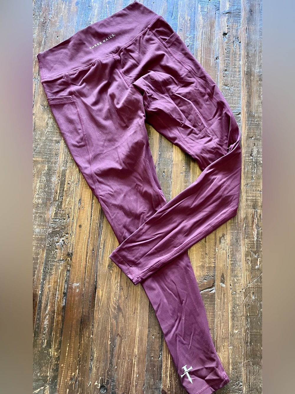 Three Nails Burgundy/Merlot Athletic performance/Compression Leggings Sz M